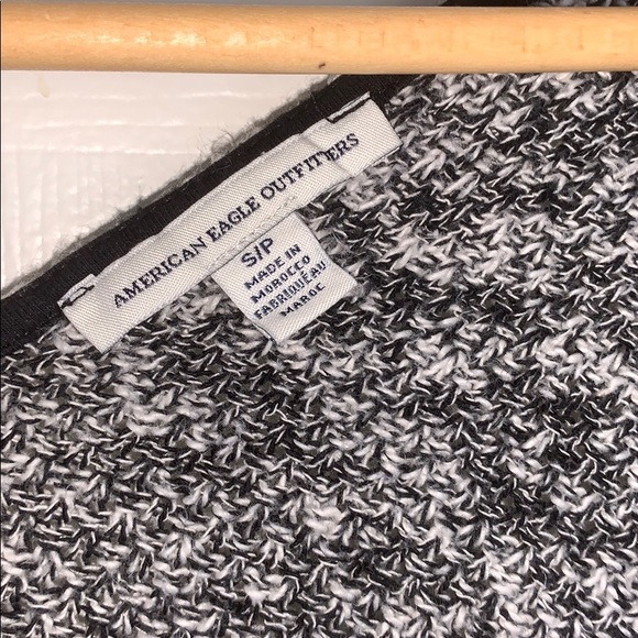 Salt & pepper cardigan from American Eagle - Picture 3 of 3